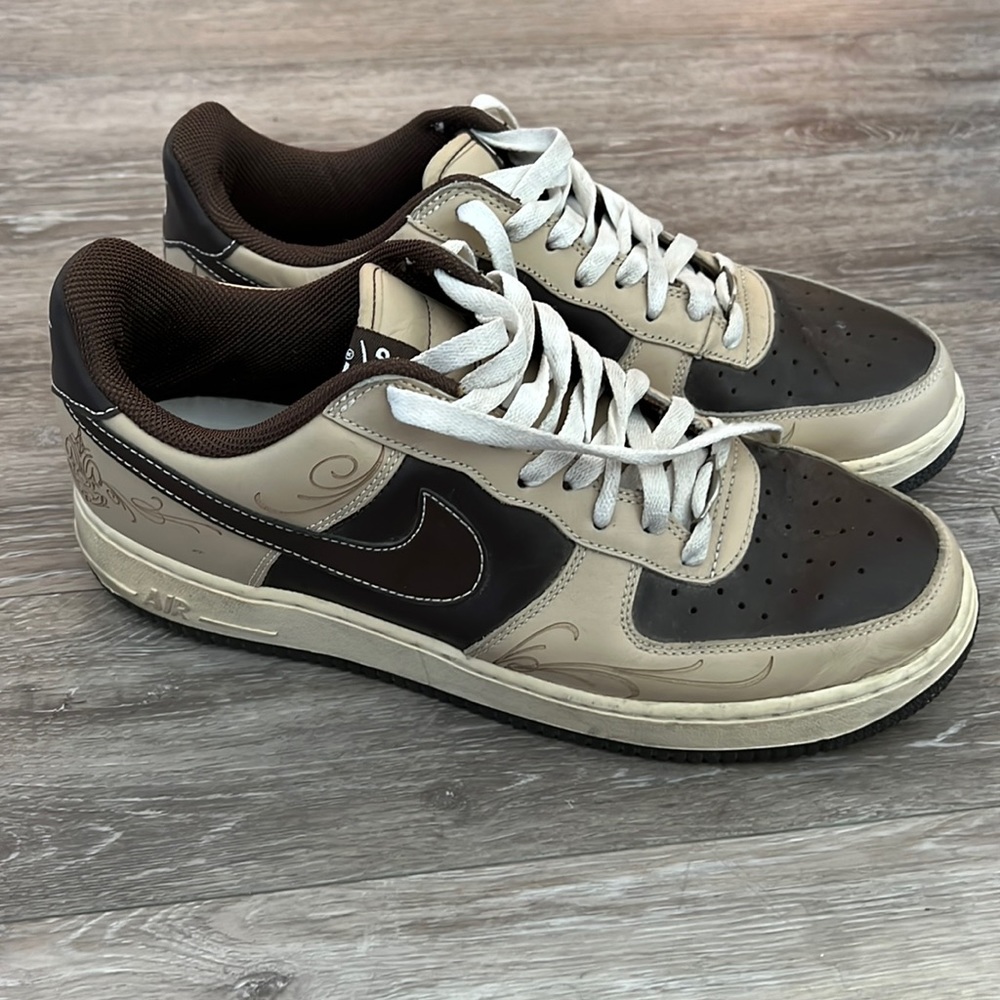 used NIKE AIR FORCE 1 LOW BROWN PRIDE size 10.5